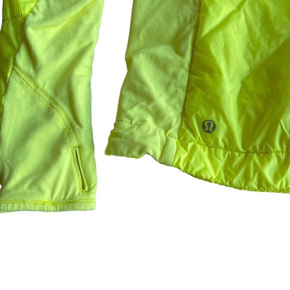 SOLD 🔴 Lululemon What The Fluff Pullover size 6 Clarity Yellow Jacket 1/2 Zip - Picture 11 of 16